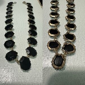 POSH STORE CLOSING 
Kendra Scott black sam